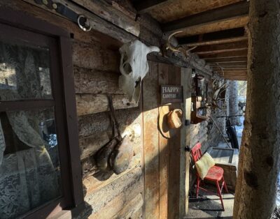 Tiny home in Bragg Creek, Canada
